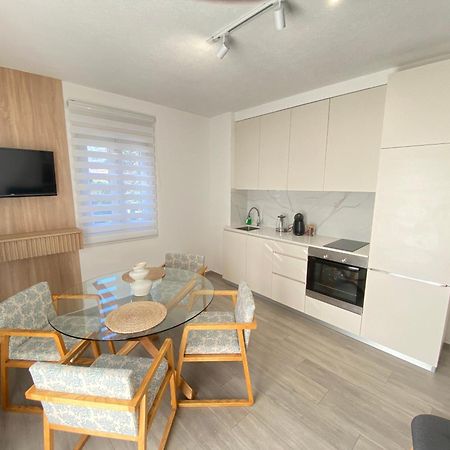 House 44 Seafront Apartments 코토르 외부 사진