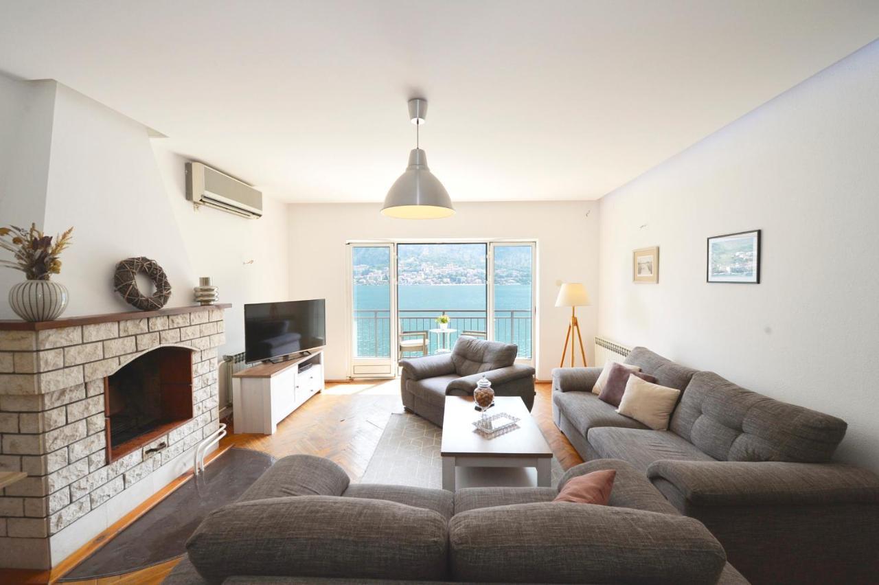 House 44 Seafront Apartments 코토르 외부 사진
