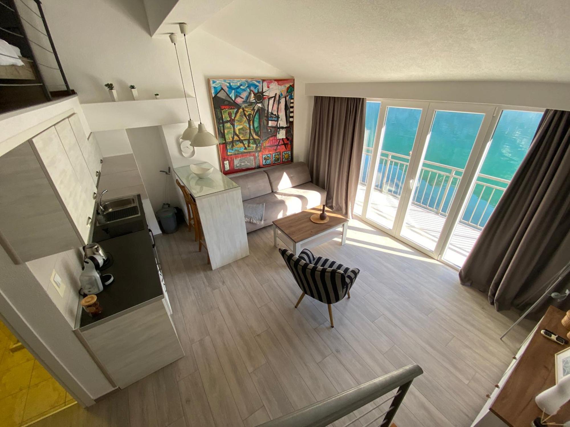 House 44 Seafront Apartments 코토르 외부 사진