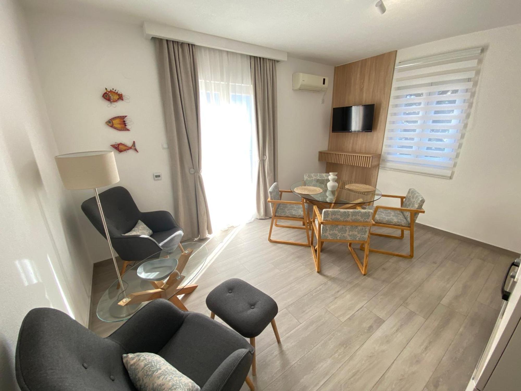 House 44 Seafront Apartments 코토르 외부 사진