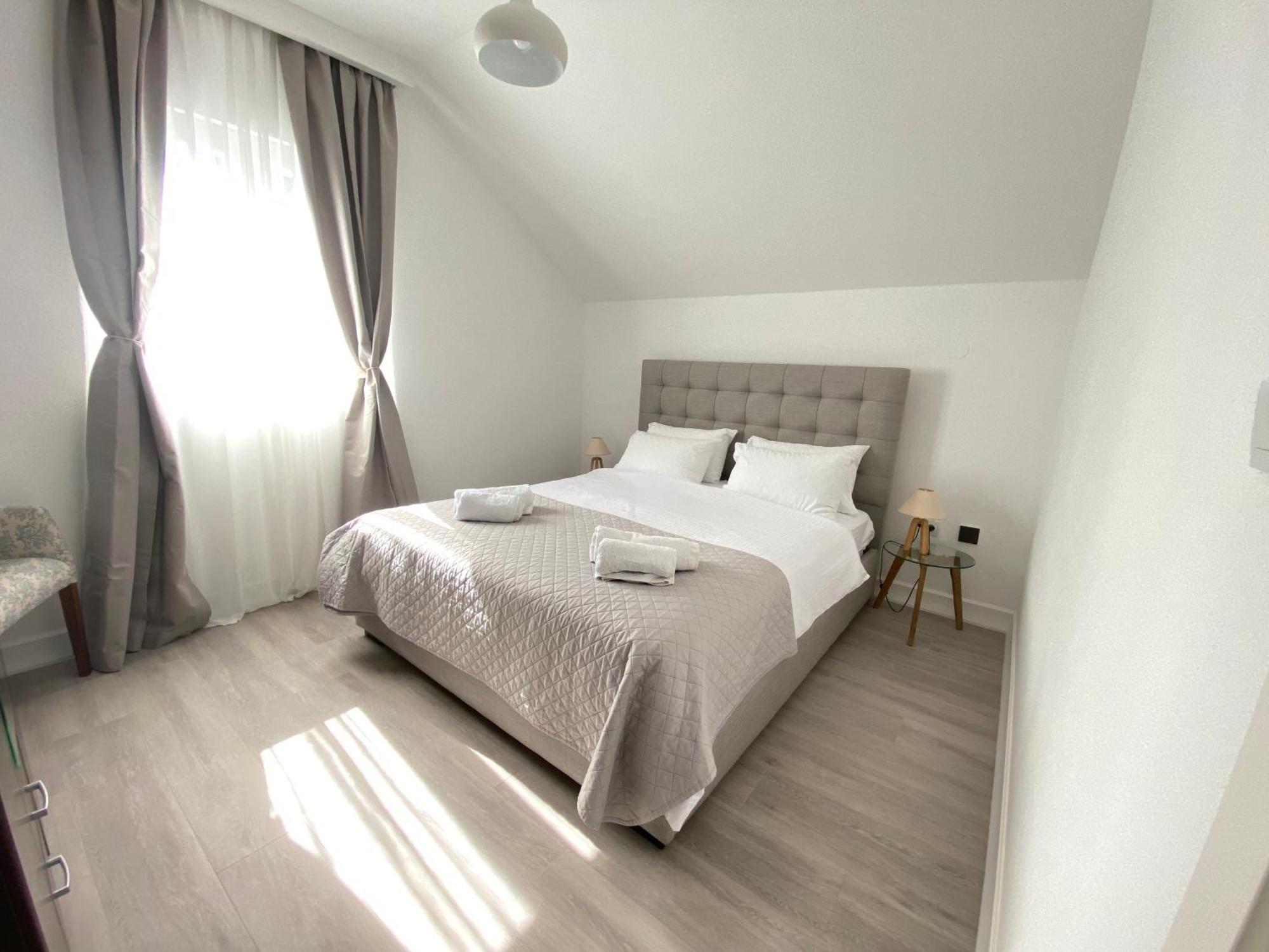 House 44 Seafront Apartments 코토르 외부 사진